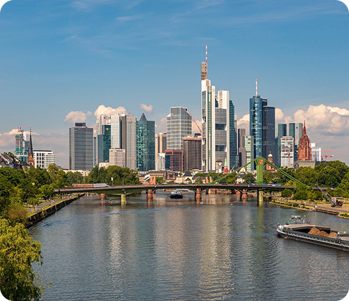Frankfurt am Main: Bis 2030 soll Glasfaser flächendeckend ausgebaut sein